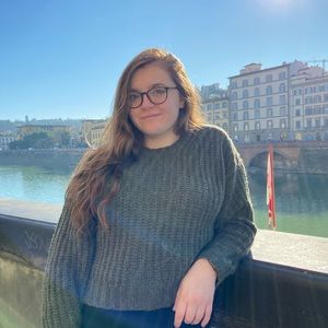 Meet your Posher, Danielle